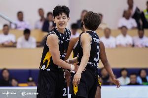 半岛体育官网-东莞女篮依靠团队篮球“以下克上” 时隔六年再度捧起冠军奖杯