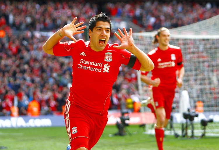 半岛体育-阿斯帕斯：苏亚雷斯是我合作过的最佳球员，他属于更高的级别