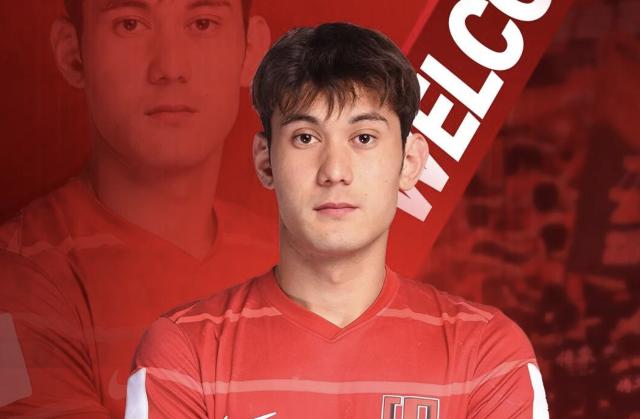 半岛体育官网-拜合拉木转会蓉城 U23从政策依赖走向实力定价