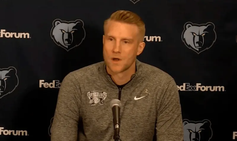 半岛体育官网-灰熊主帅采访全文：年轻球员非常棒，会继续保持战术风格